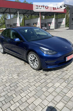 Седан Tesla Model 3 2022 в Стрые