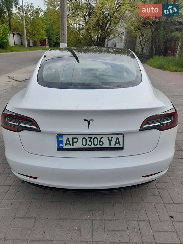 Седан Tesla Model 3 2018 в Запорожье