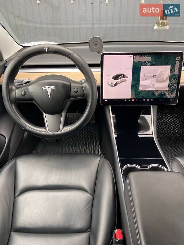 Седан Tesla Model 3 2019 в Самборе фото 15 Седан Tesla Model 3 2019 в Самборе