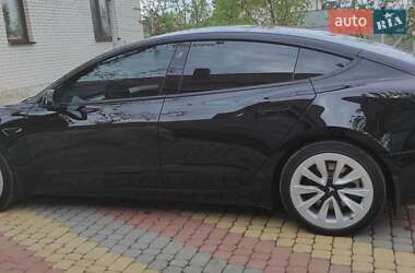 Седан Tesla Model 3 2021 в Виннице
