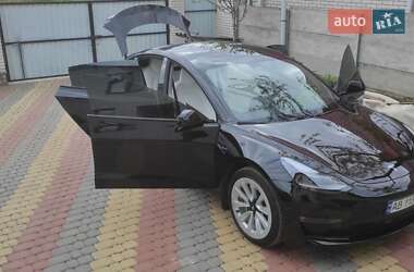 Седан Tesla Model 3 2021 в Виннице