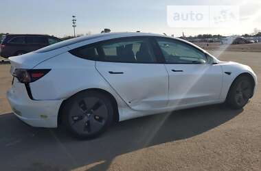 Седан Tesla Model 3 2023 в Ужгороде