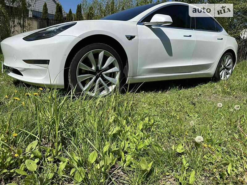 Седан Tesla Model 3 2019 в Києві фото 9 Седан Tesla Model 3 2019 в Києві