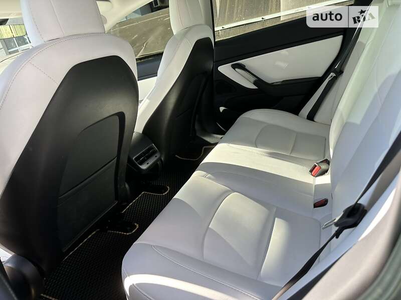 Седан Tesla Model 3 2019 в Києві фото 13 Седан Tesla Model 3 2019 в Києві