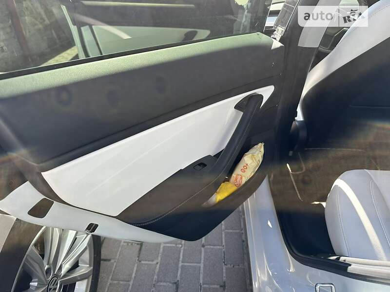 Седан Tesla Model 3 2019 в Києві фото 17 Седан Tesla Model 3 2019 в Києві