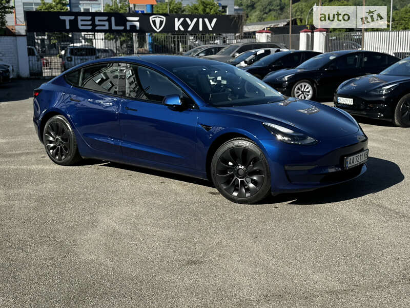 Tesla Model 3 2019