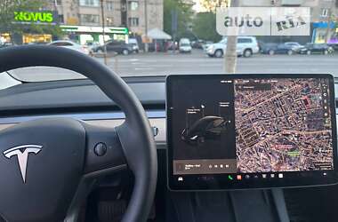 Седан Tesla Model 3 2023 в Киеве