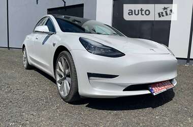 Седан Tesla Model 3 2019 в Ковелі