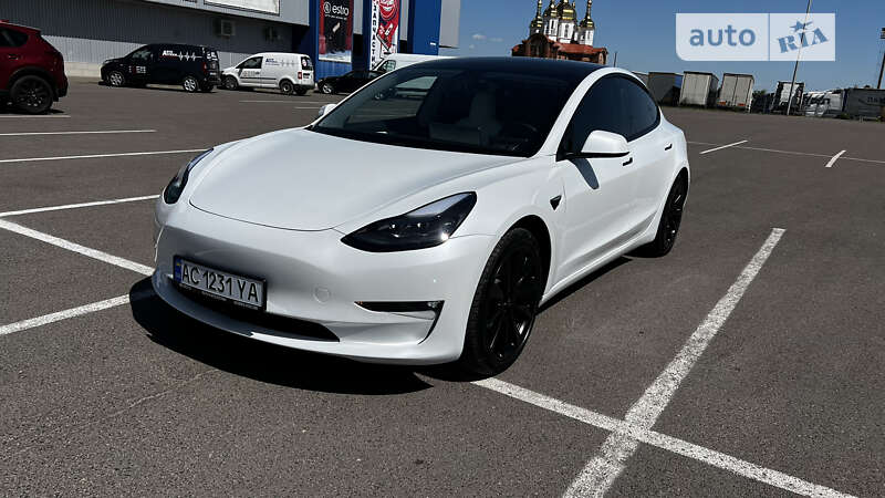 Седан Tesla Model 3 2021 в Ковеле