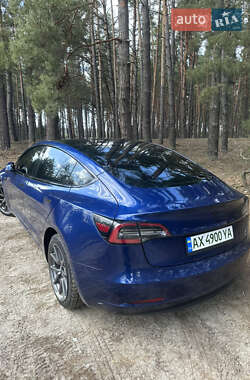 Седан Tesla Model 3 2020 в Киеве