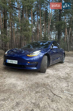Седан Tesla Model 3 2020 в 