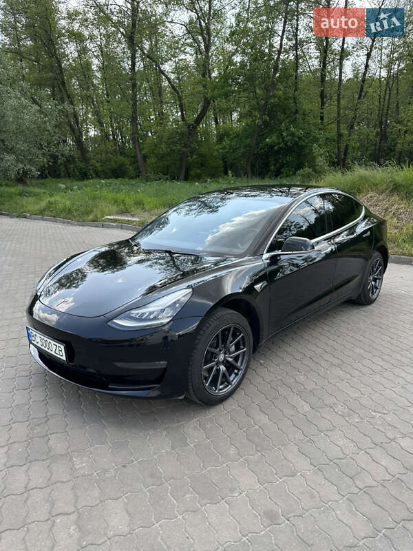 Tesla Model 3 2019 Tesla Model 3 2019