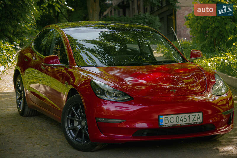 Tesla Model 3 2018