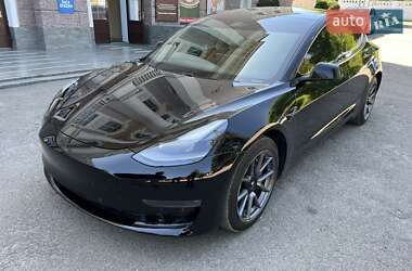 Седан Tesla Model 3 2021 в Каменском