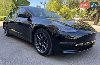 Седан Tesla Model 3 2021 в Каменском