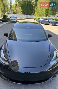 Седан Tesla Model 3 2021 в Каменском