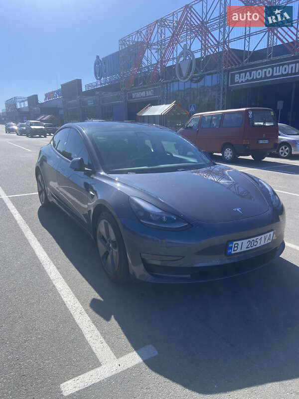 Седан Tesla Model 3 2021 в Полтаве