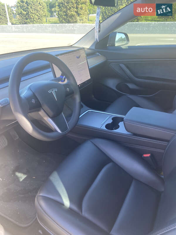 Седан Tesla Model 3 2021 в Полтаве