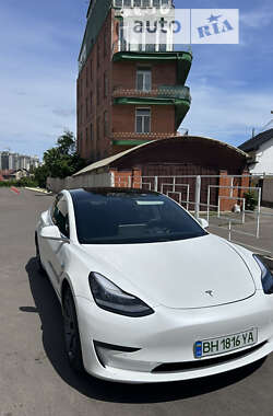 Седан Tesla Model 3 2019 в Одесі