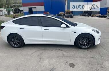 Седан Tesla Model 3 2021 в Дніпрі