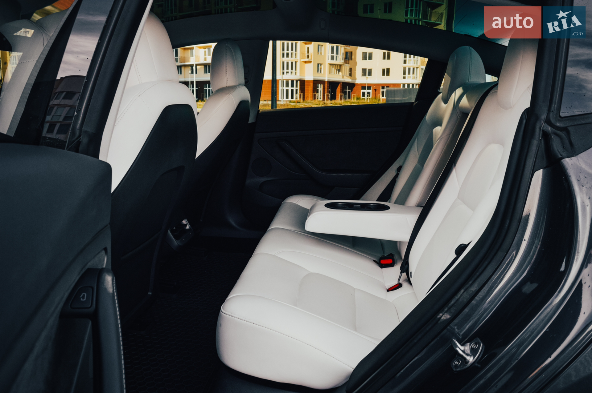 2022 Tesla Model 3 - мініатюра 3