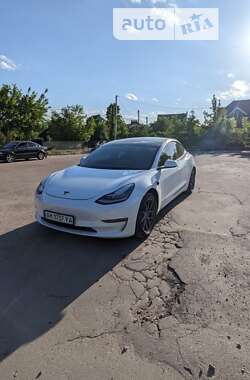 Седан Tesla Model 3 2020 в Житомире