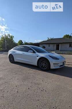 Седан Tesla Model 3 2020 в Житомире