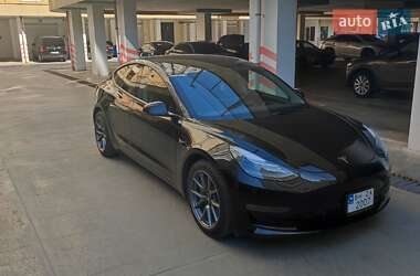 Седан Tesla Model 3 2022 в Одессе