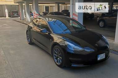 Седан Tesla Model 3 2022 в Одессе