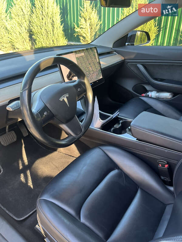 Седан Tesla Model 3 2018 в Коростышеве