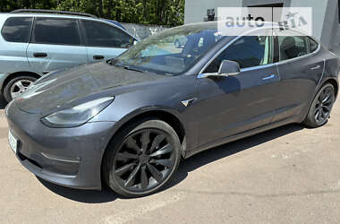 Седан Tesla Model 3 2018 в Киеве фото Седан Tesla Model 3 2018 в Киеве