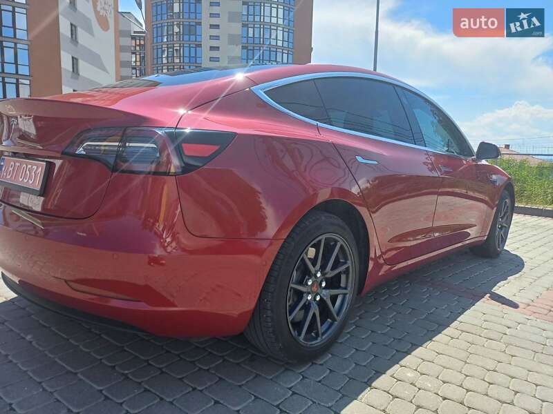 Седан Tesla Model 3 2019 в Ивано-Франковске фото 9 Седан Tesla Model 3 2019 в Ивано-Франковске