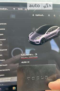 Седан Tesla Model 3 2022 в Полтаве