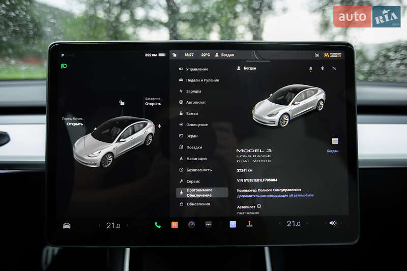 Седан Tesla Model 3 2020 в Яремче