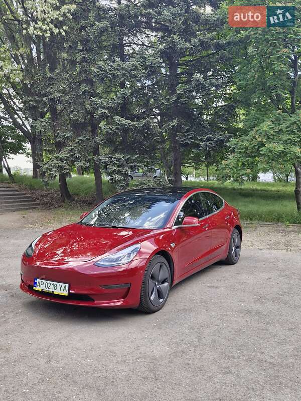 Седан Tesla Model 3 2019 в Дніпрі