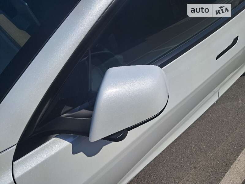 Седан Tesla Model 3 2022 в Києві фото 12 Седан Tesla Model 3 2022 в Києві