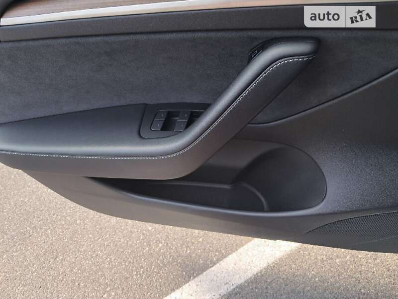 Седан Tesla Model 3 2022 в Києві фото 34 Седан Tesla Model 3 2022 в Києві