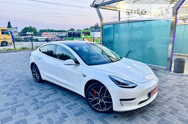 Седан Tesla Model 3 2019 в Дніпрі