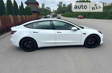 Седан Tesla Model 3 2021 в Дніпрі