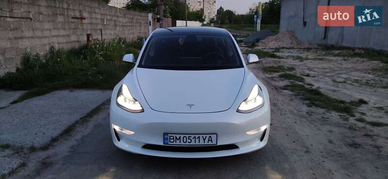 Седан Tesla Model 3 2022 в Києві