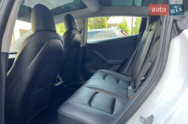 Седан Tesla Model 3 2019 в Харкові