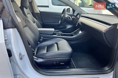 Седан Tesla Model 3 2019 в Харькове