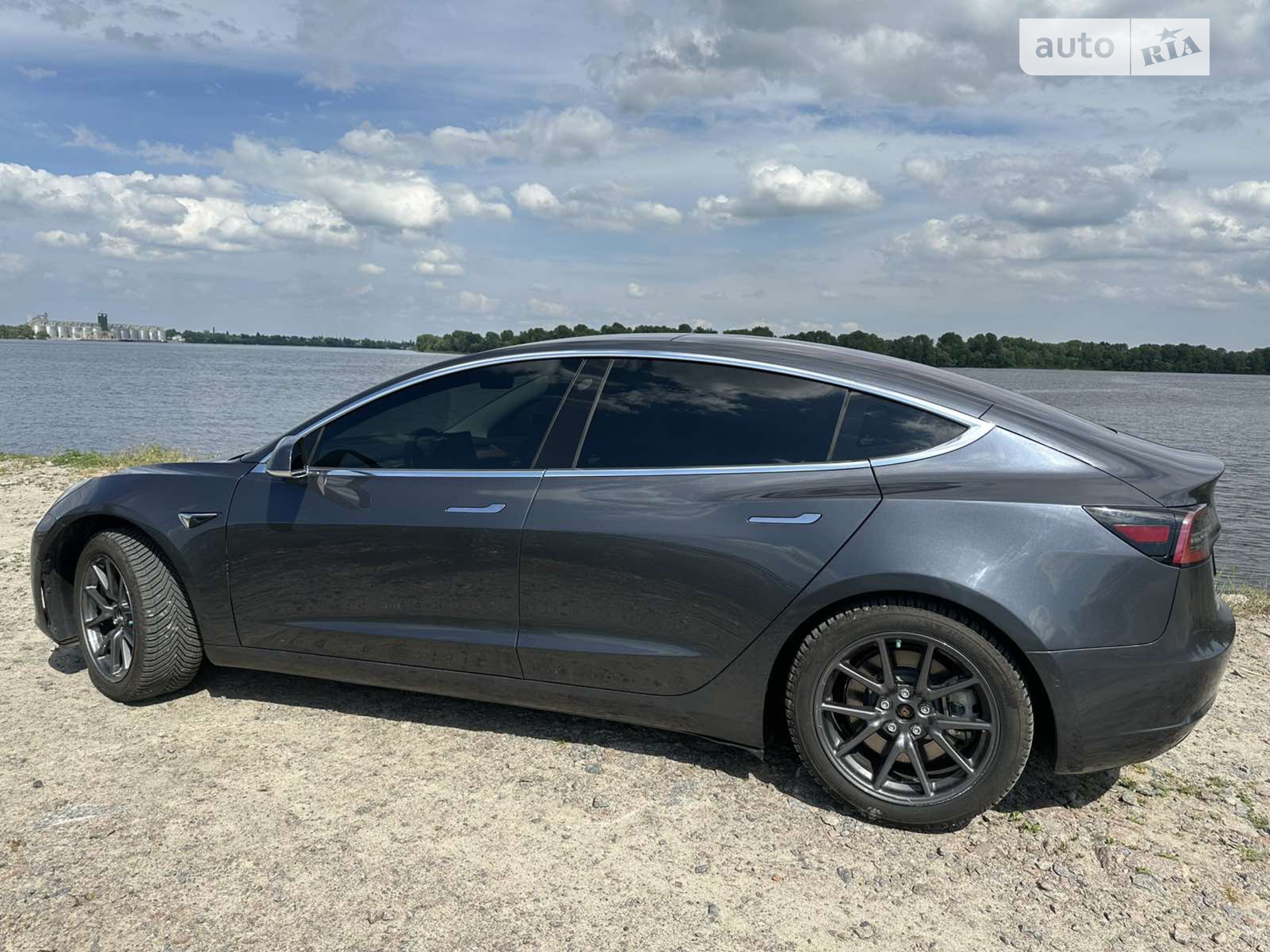 2018 Tesla Model 3 - мініатюра 8