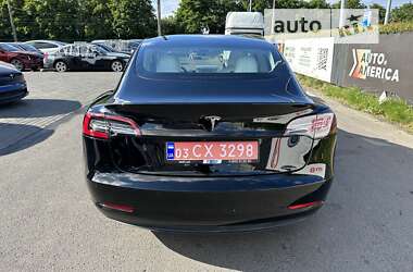 Седан Tesla Model 3 2018 в Луцьку