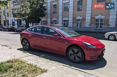 Седан Tesla Model 3 2019 в 