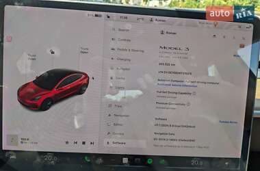 Седан Tesla Model 3 2019 в 