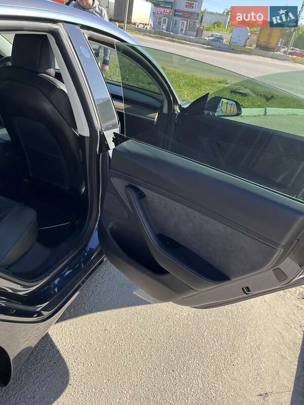 Седан Tesla Model 3 2020 в Полтаве
