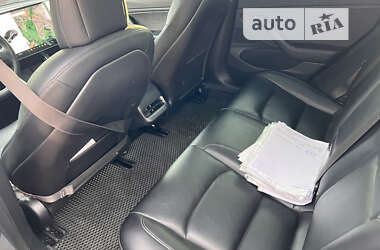 Седан Tesla Model 3 2018 в Луцке