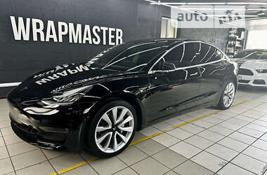 Седан Tesla Model 3 2019 в 