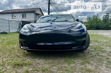 Седан Tesla Model 3 2019 в 